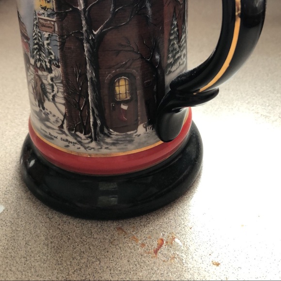 Budweiser Christmas 1992 stein - Picture 9 of 9